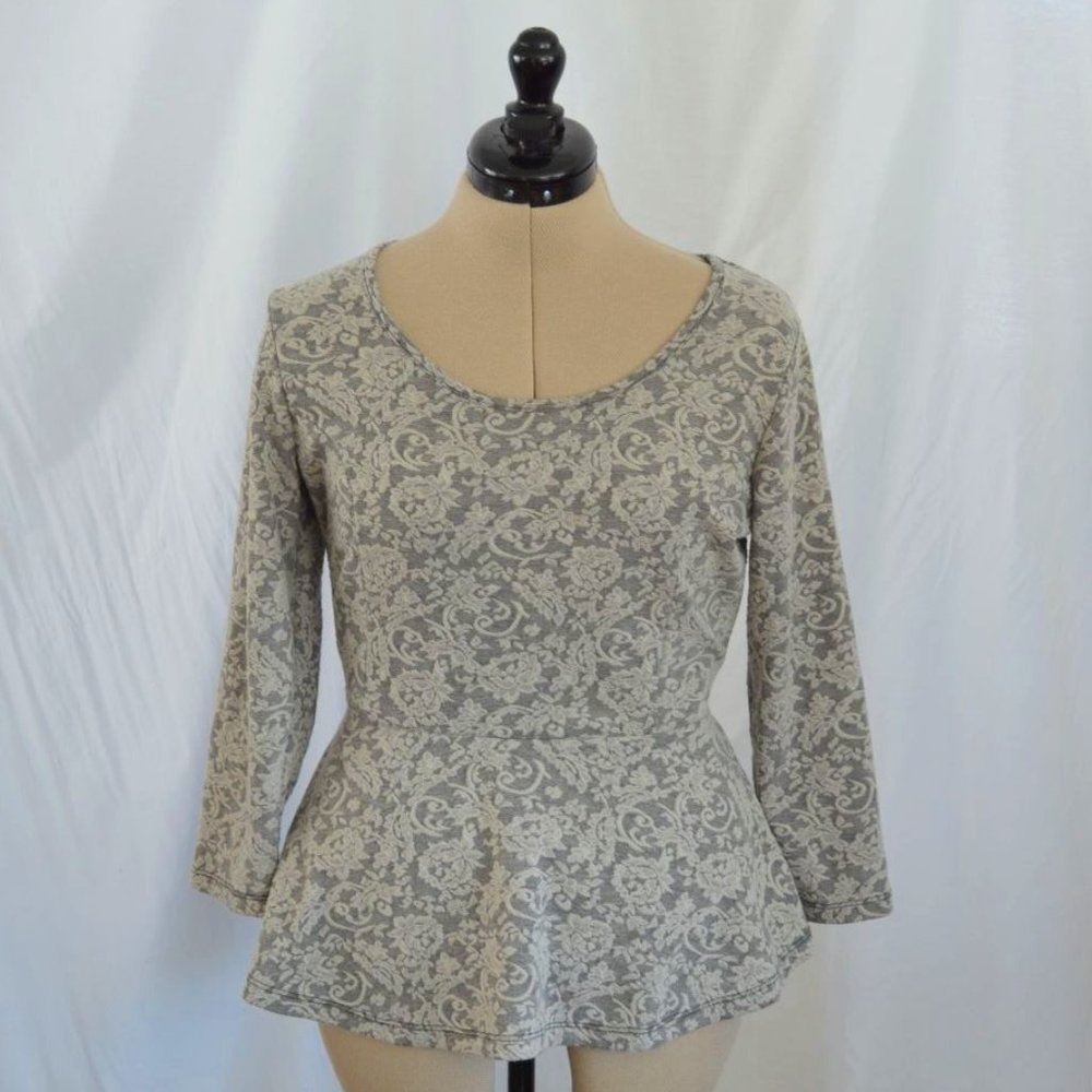 Women's knit blouse